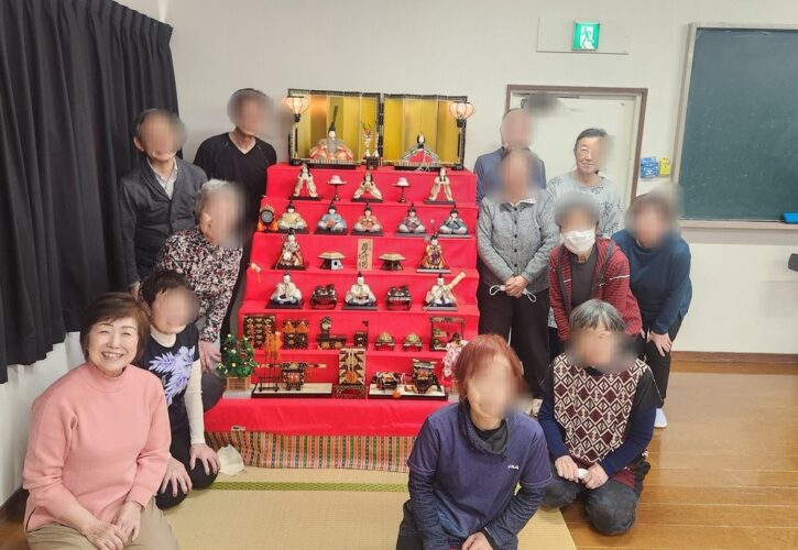 葛西住宅でひな祭りをお祝いしました（画像1）